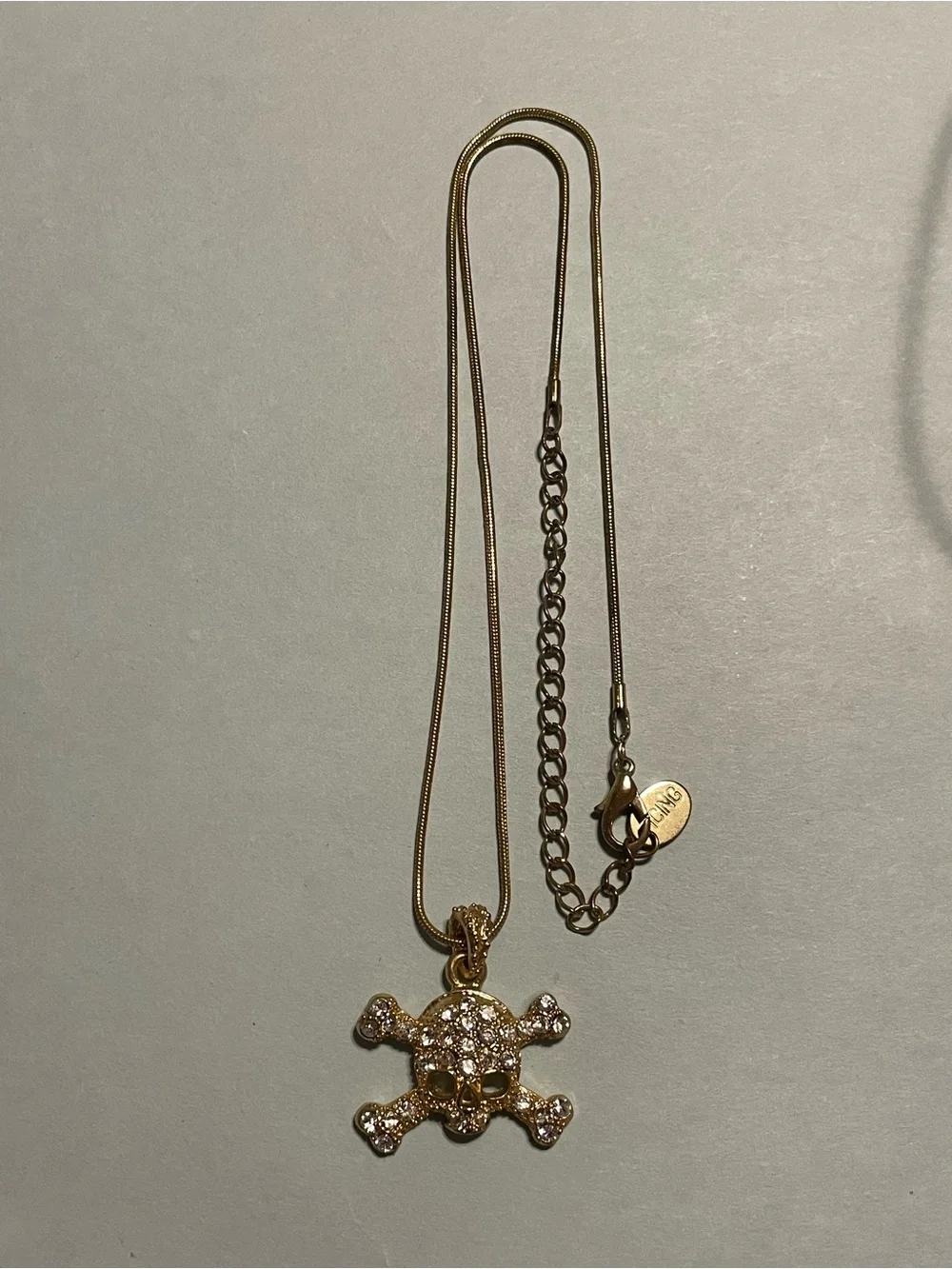 Skull & Cross Bones Gold Tone Rhinestone Icing Necklace #9210 💎 SALE
